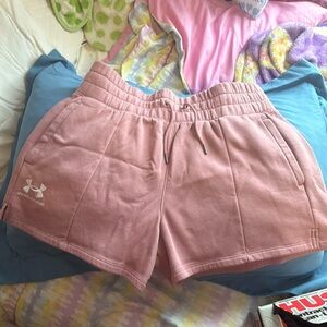 NWOT Under Armour Workout Shorts. Size Large